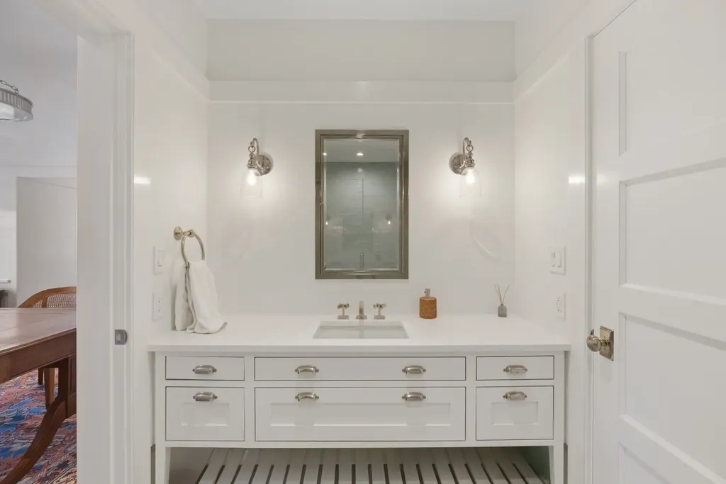 150 East Chop Drive Oak Bluffs MA 02575