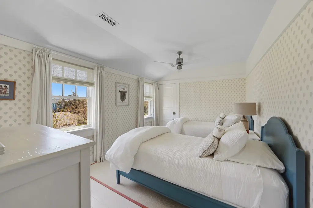 150 East Chop Drive Oak Bluffs MA 02575