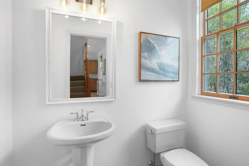 2 Cosmos Way Edgartown MA 02539
