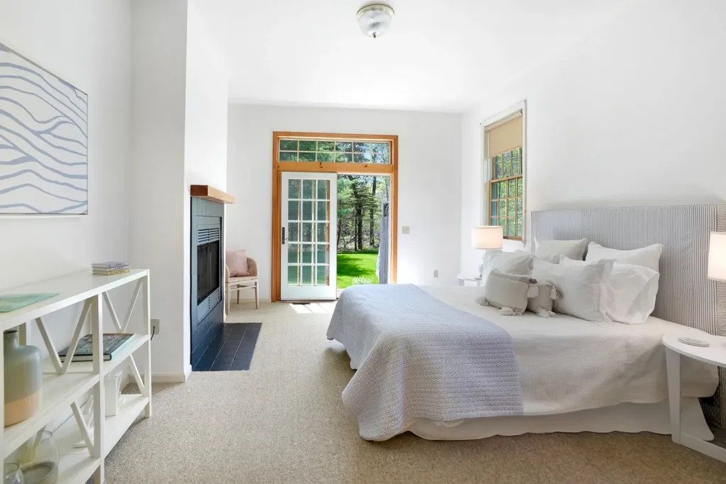 2 Cosmos Way Edgartown MA 02539