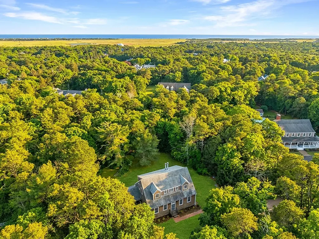 2 Cosmos Way Edgartown MA 02539