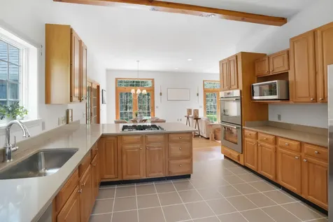 2 Cosmos Way Edgartown MA 02539