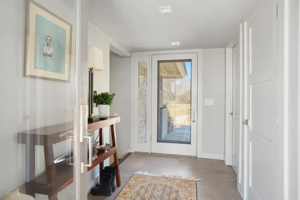 12 East Pasture Road Aquinnah MA 02535