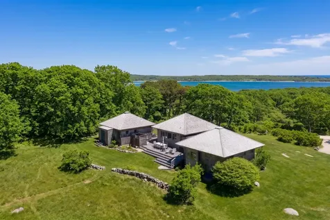 12 East Pasture Road Aquinnah MA 02535