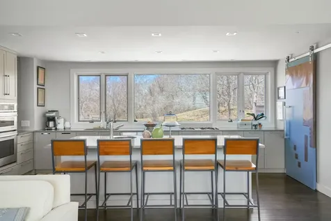 12 East Pasture Road Aquinnah MA 02535