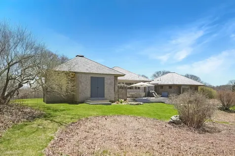 12 East Pasture Road Aquinnah MA 02535