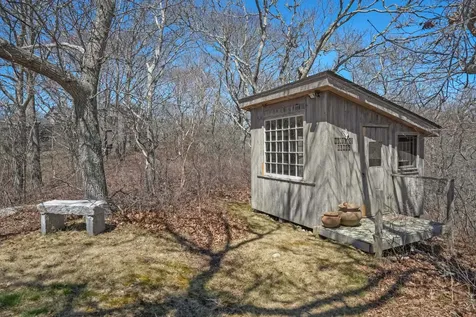 12 East Pasture Road Aquinnah MA 02535