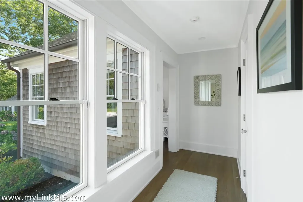 8 Paddock Road Oak Bluffs MA 02557