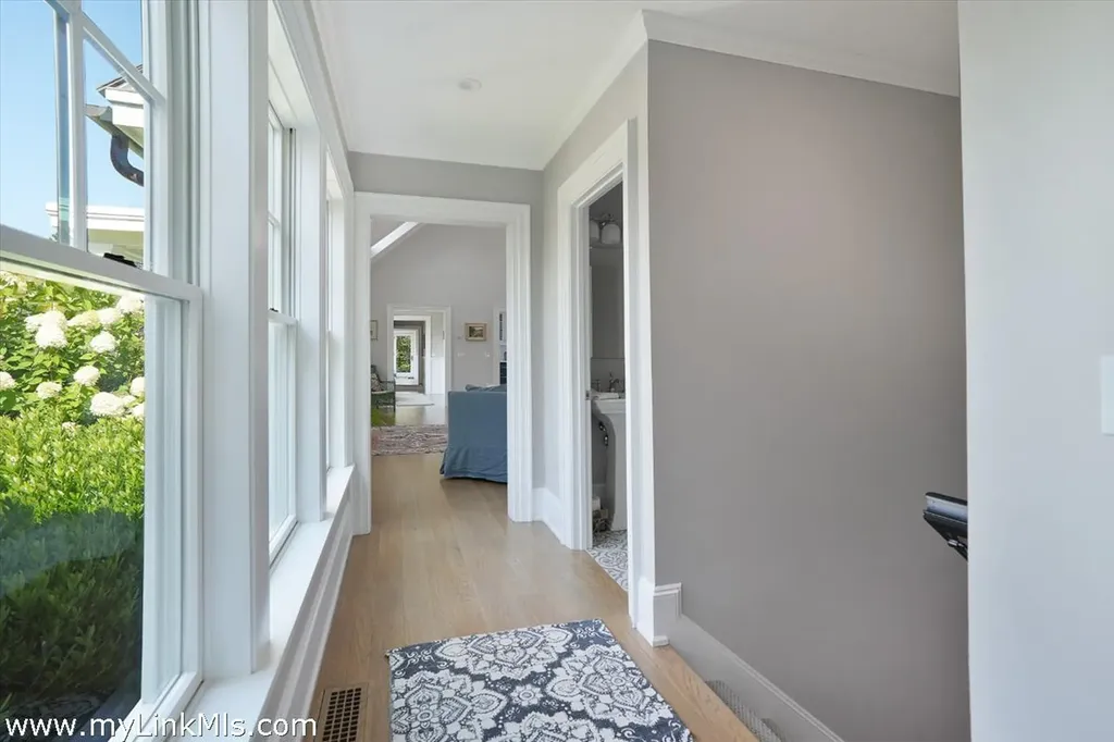 8 Paddock Road Oak Bluffs MA 02557