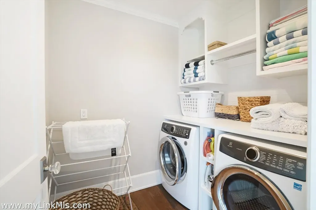 8 Paddock Road Oak Bluffs MA 02557