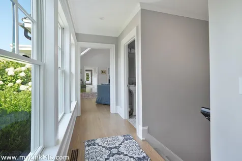 8 Paddock Road Oak Bluffs MA 02557