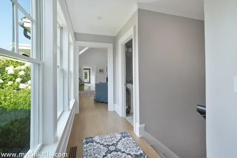 8 Paddock Road Oak Bluffs MA 02557