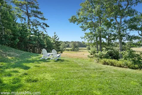 8 Paddock Road Oak Bluffs MA 02557