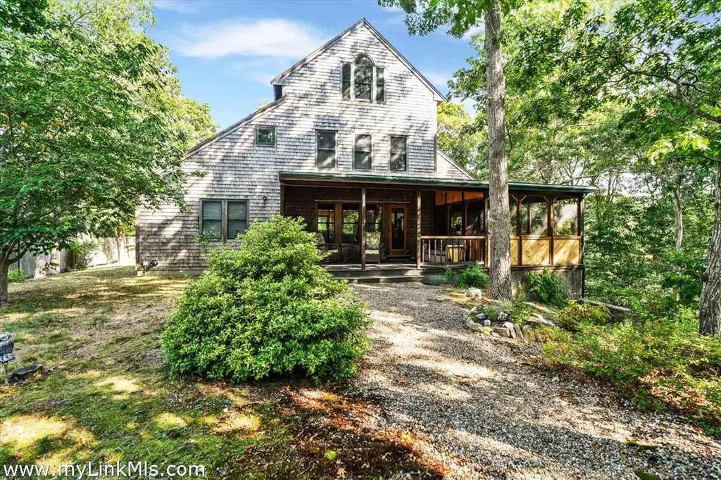 Vineyard Haven MA, 159 Lake Street