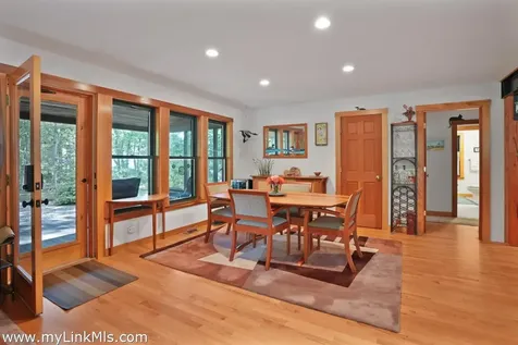 159 Lake Street Vineyard Haven MA 02568
