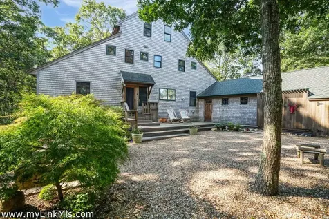 159 Lake Street Vineyard Haven MA 02568