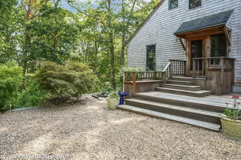 159 Lake Street Vineyard Haven MA 02568