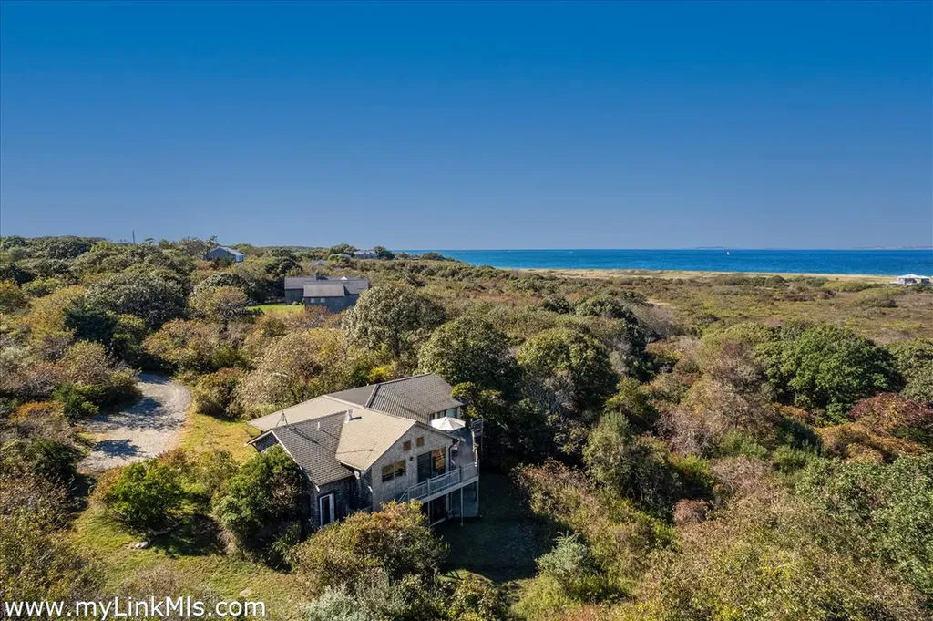 382 Lighthouse Road Aquinnah MA 02535