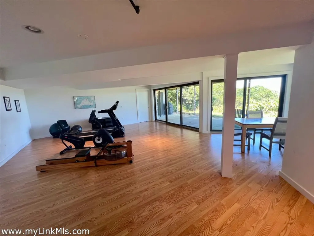 382 Lighthouse Road Aquinnah MA 02535