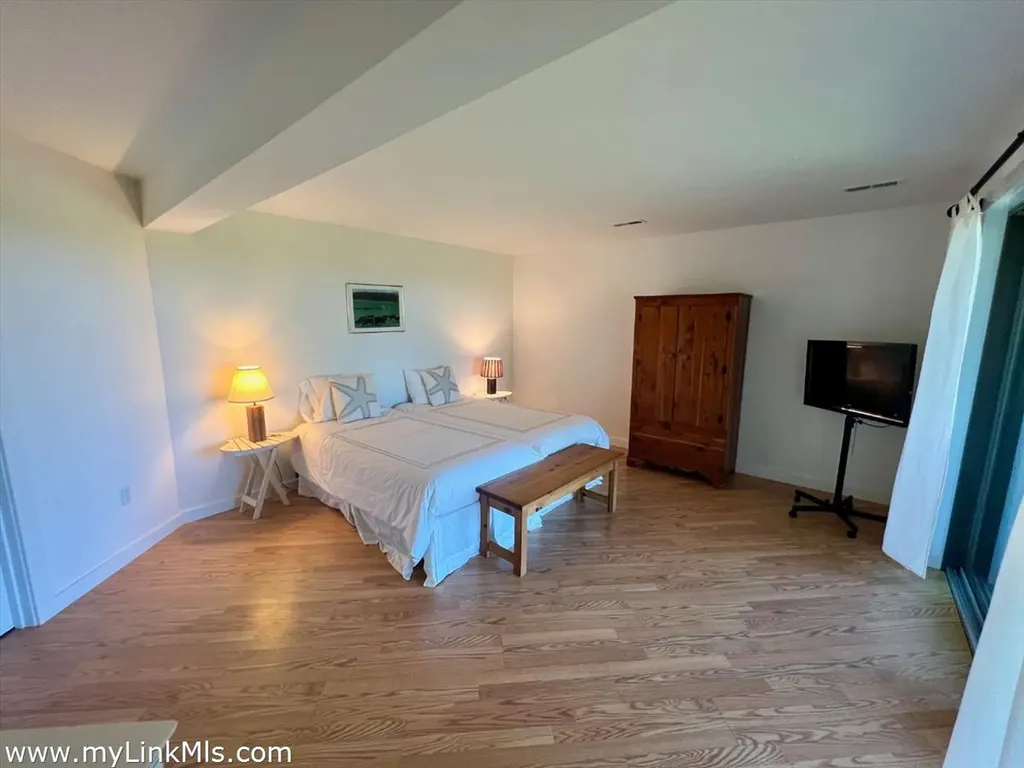 382 Lighthouse Road Aquinnah MA 02535