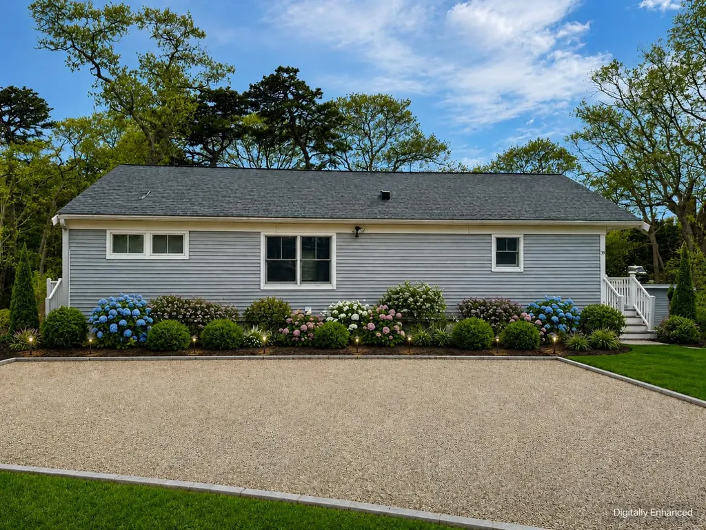 39 Ferro Way Vineyard Haven MA 02568