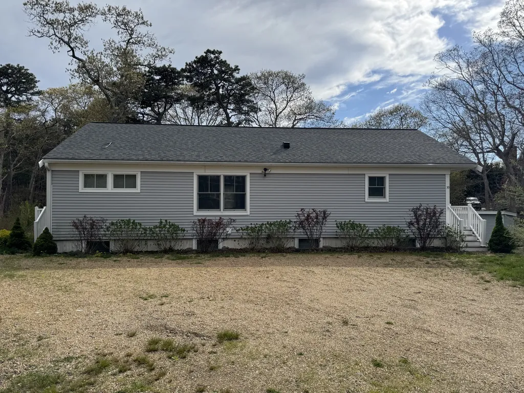 39 Ferro Way Vineyard Haven MA 02568