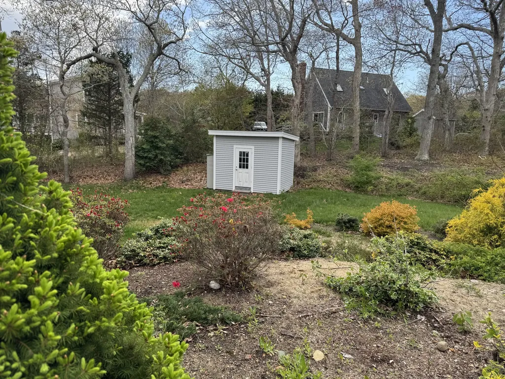 39 Ferro Way Vineyard Haven MA 02568