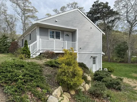 39 Ferro Way Vineyard Haven MA 02568