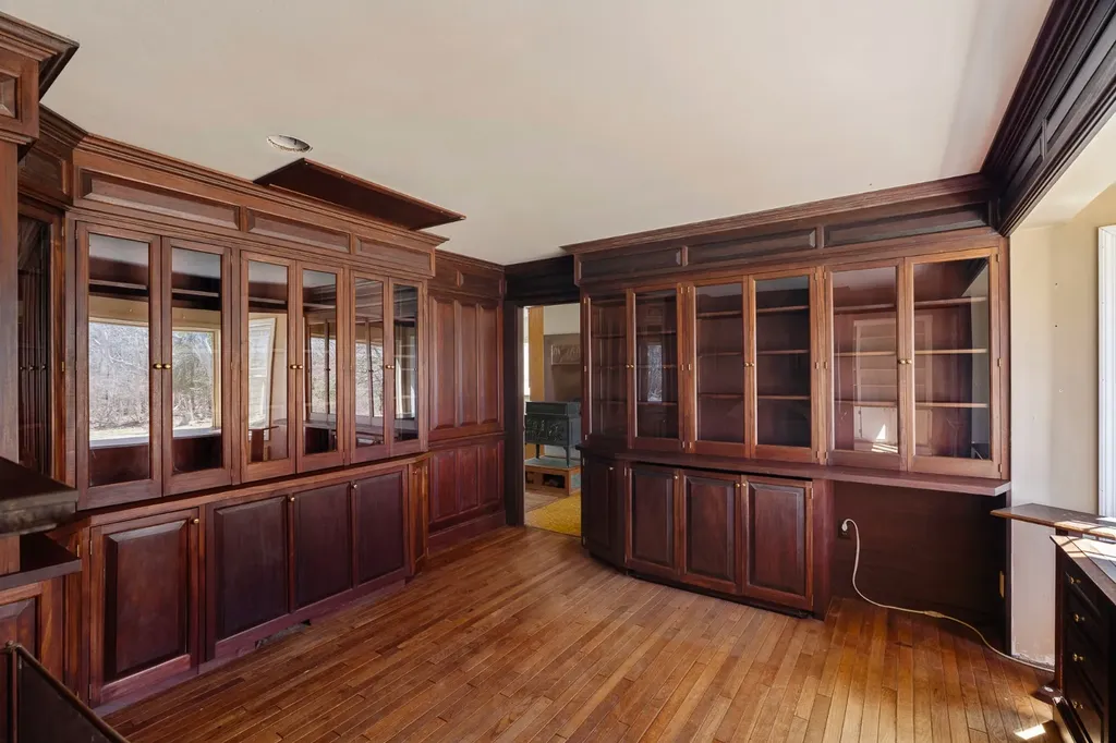 24 Beetle Swamp Road Edgartown MA 02539