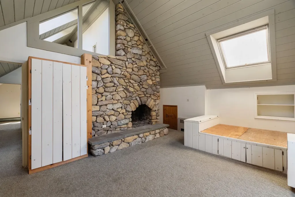 24 Beetle Swamp Road Edgartown MA 02539