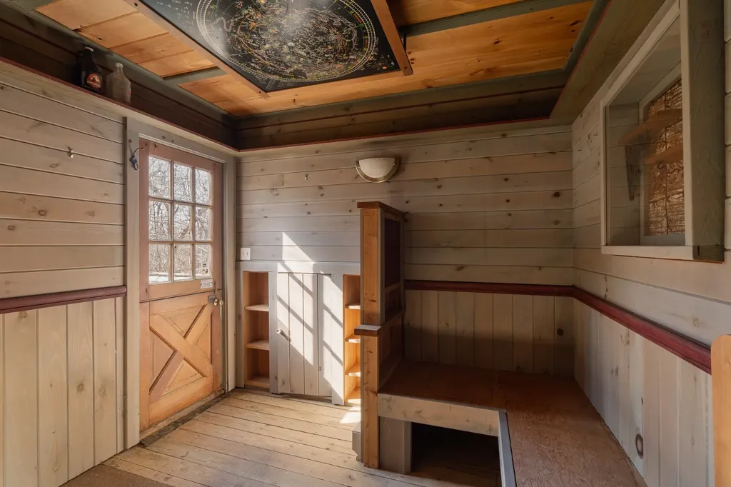 24 Beetle Swamp Road Edgartown MA 02539