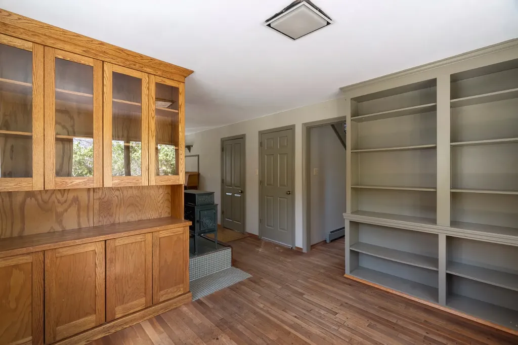 24 Beetle Swamp Road Edgartown MA 02539