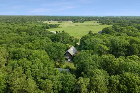 24 Beetle Swamp Road Edgartown MA 02539