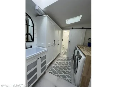 229 Oak Lane West Tisbury MA 02575