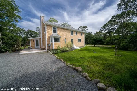 229 Oak Lane West Tisbury MA 02575