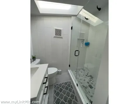 229 Oak Lane West Tisbury MA 02575