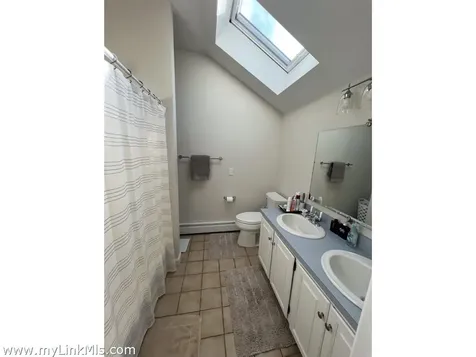 229 Oak Lane West Tisbury MA 02575