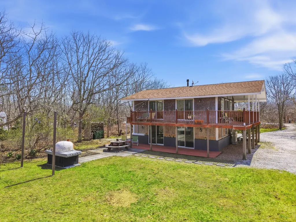 63 Vineyard Meadow Farms Road West Tisbury MA 02575