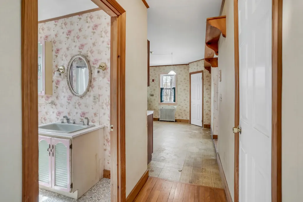 17 Mariner Road Vineyard Haven MA 02568
