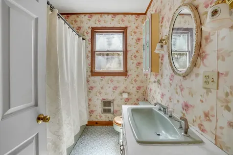 17 Mariner Road Vineyard Haven MA 02568