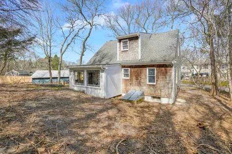 17 Mariner Road Vineyard Haven MA 02568