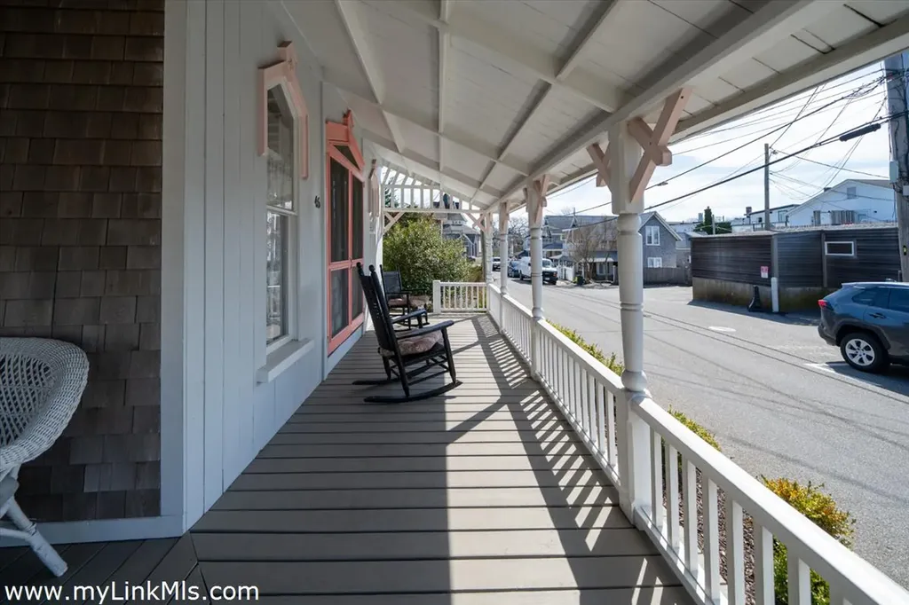 46 Kennebec Avenue Oak Bluffs MA 02557