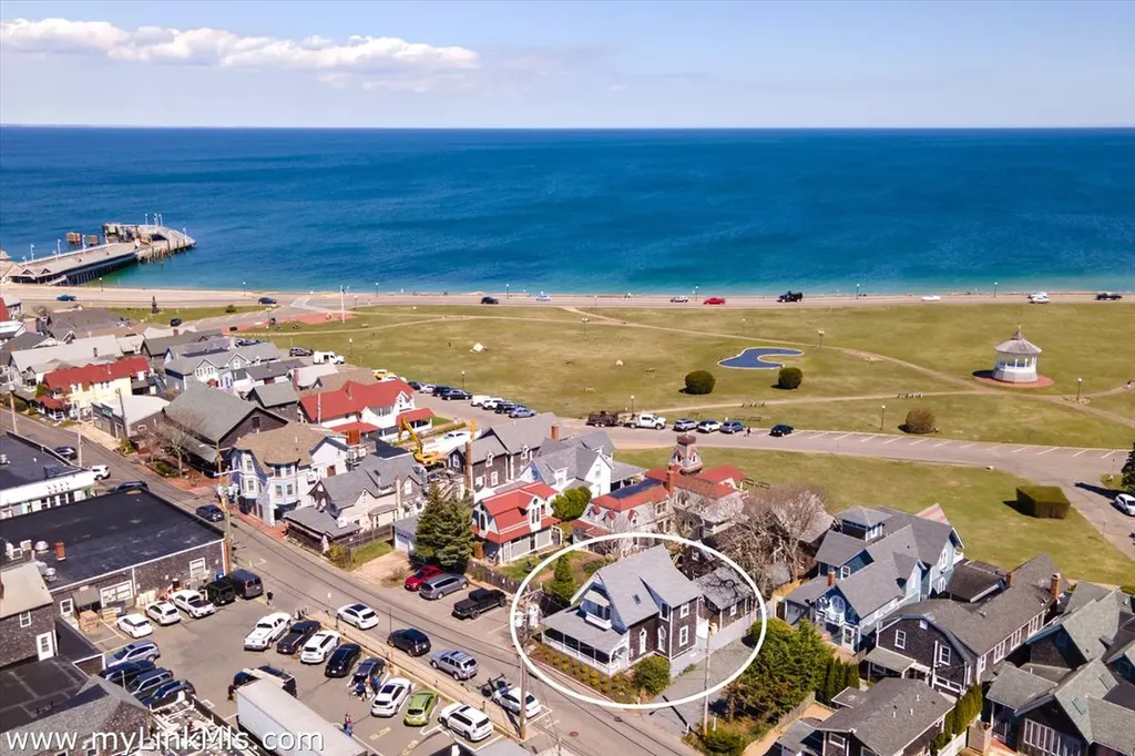 46 Kennebec Avenue Oak Bluffs MA 02557