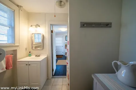 46 Kennebec Avenue Oak Bluffs MA 02557