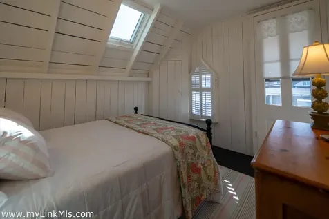 46 Kennebec Avenue Oak Bluffs MA 02557