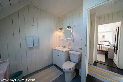 46 Kennebec Avenue Oak Bluffs MA 02557
