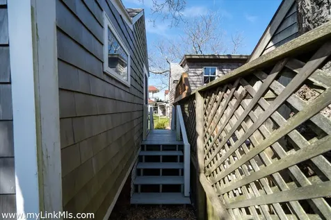 46 Kennebec Avenue Oak Bluffs MA 02557