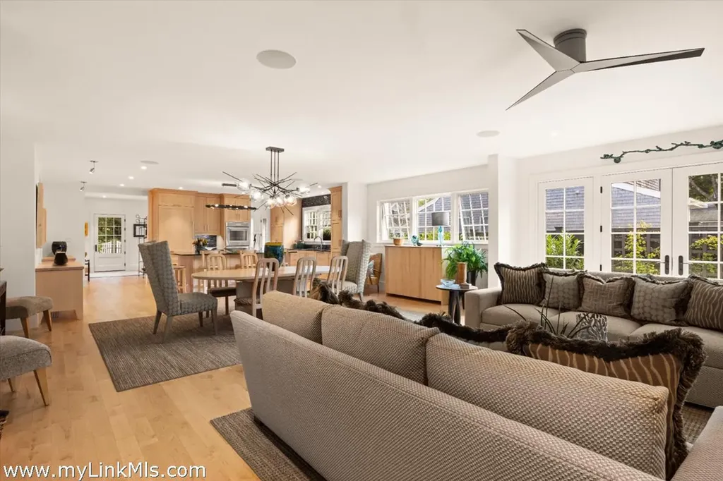 10 Tilton Way Edgartown MA 02539