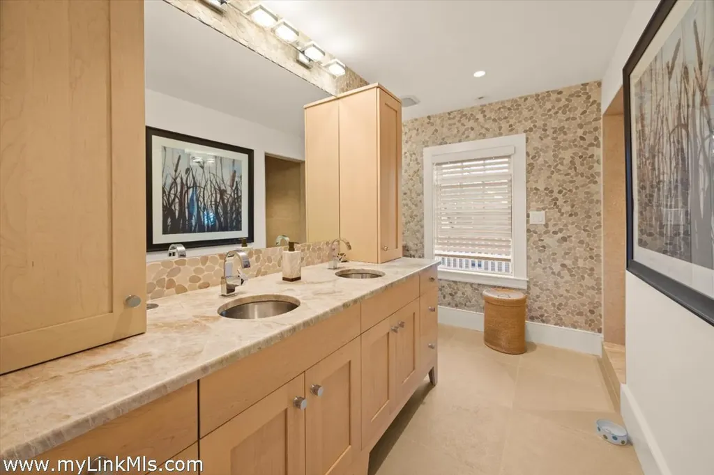 10 Tilton Way Edgartown MA 02539