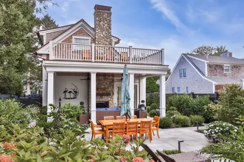 10 Tilton Way Edgartown MA 02539